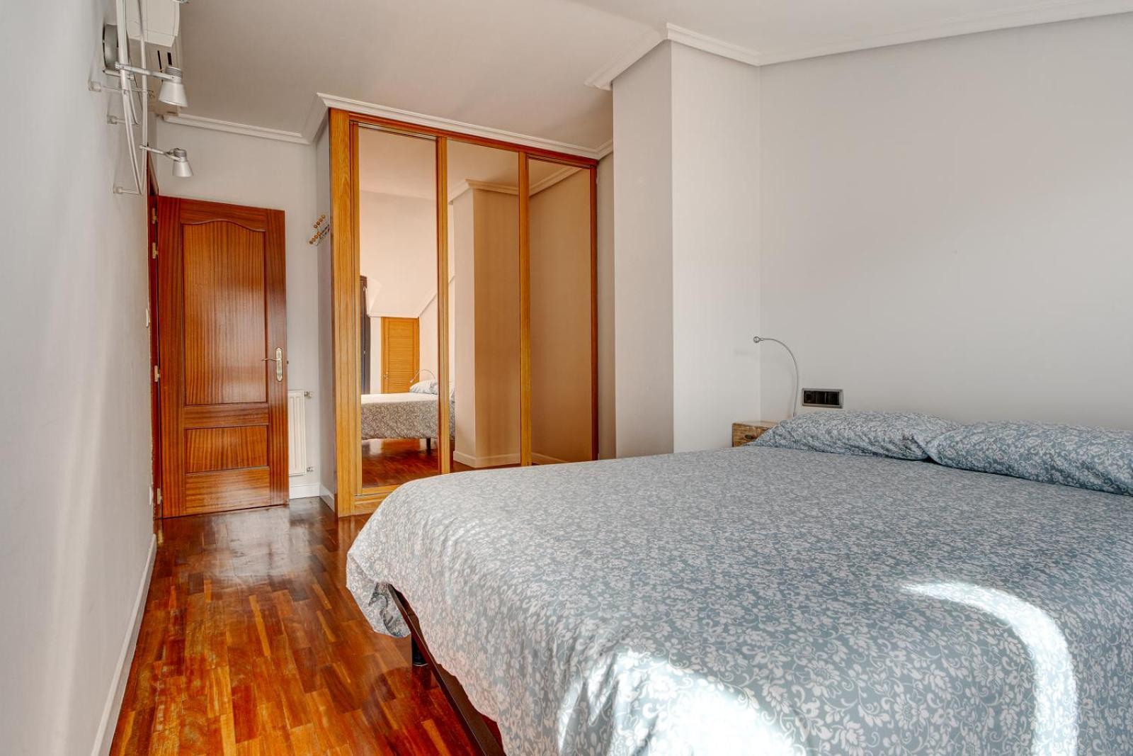 Luminoso Atico Con Terraza, Irun, Parking, 4Pax Lejlighed Eksteriør billede